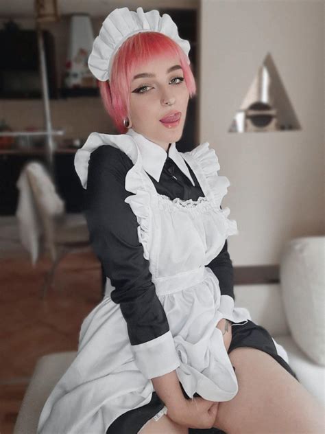 hornyhousekeeper