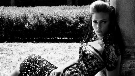 scarlett-and-noir