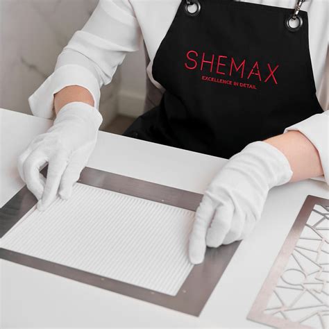 shemax